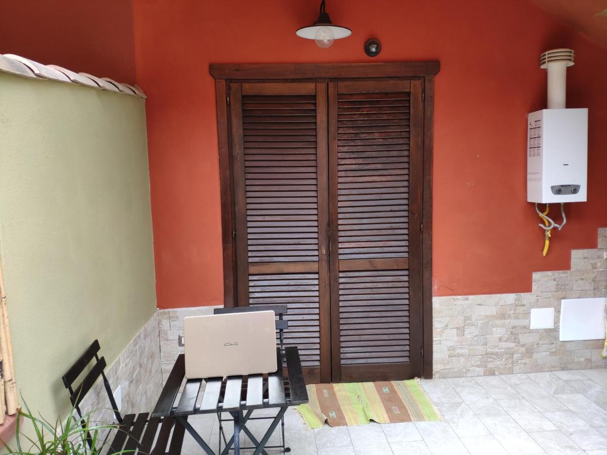 La Casa Dei Poeti Villa Villasimius Kültér fotó