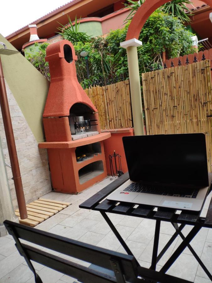 La Casa Dei Poeti Villa Villasimius Kültér fotó
