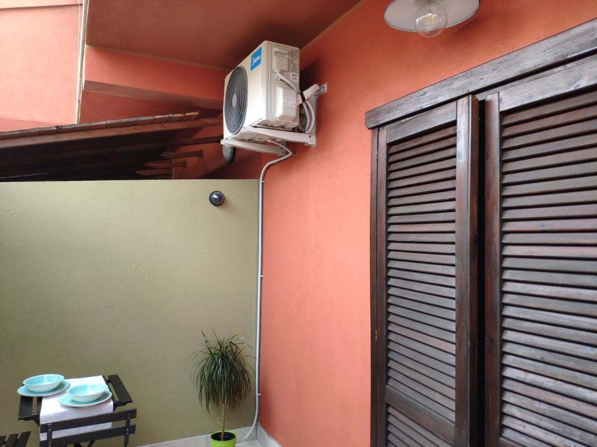 La Casa Dei Poeti Villa Villasimius Kültér fotó