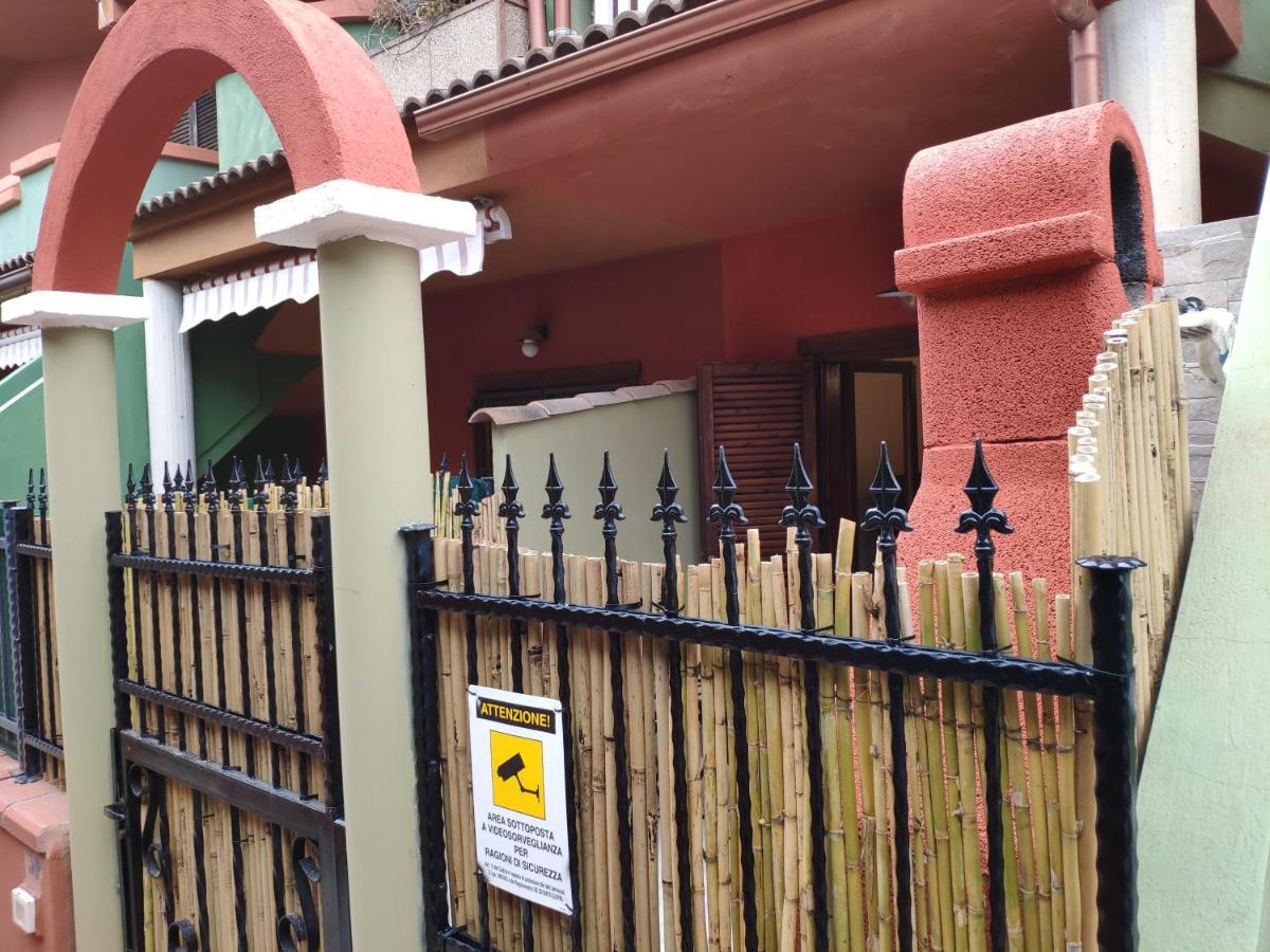 La Casa Dei Poeti Villa Villasimius Kültér fotó