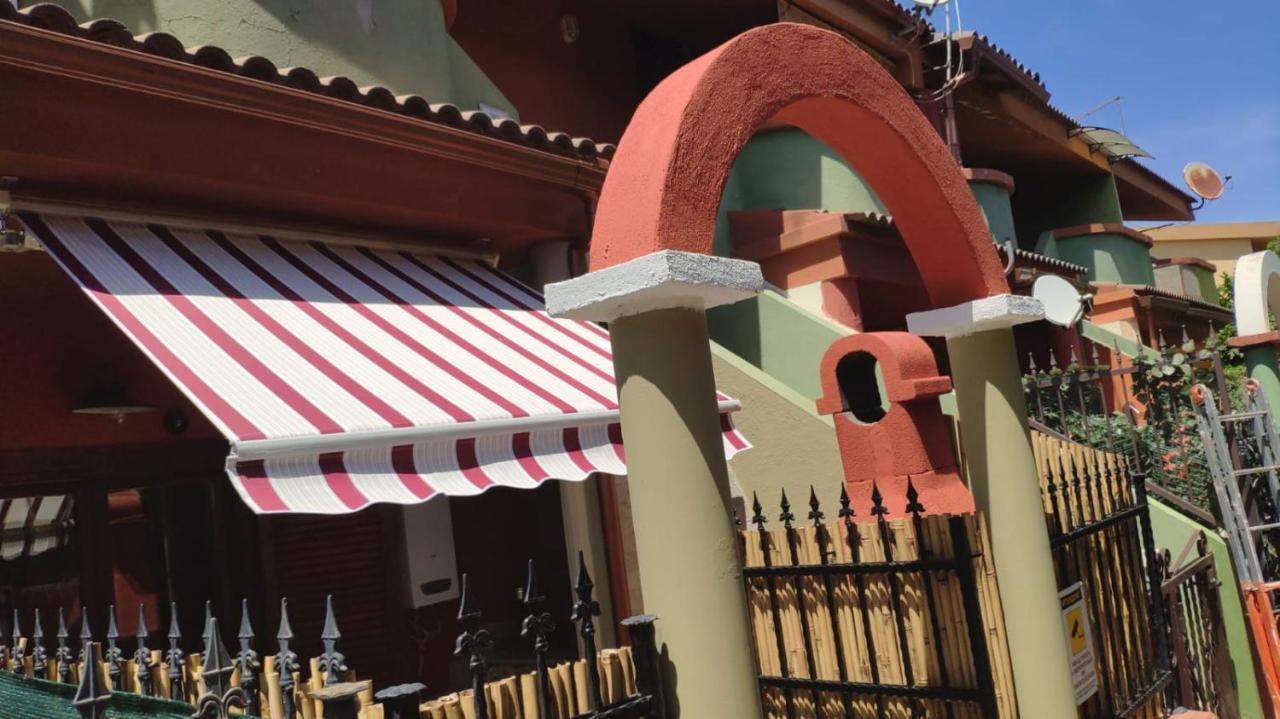 La Casa Dei Poeti Villa Villasimius Kültér fotó